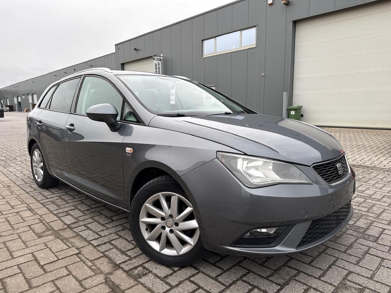 Seat Ibiza Break 1.2 TSI Benzine | Airco | 1 JAAR GARANTIE, Autos, Seat, Entreprise, Achat, Ibiza, ABS, Airbags, Air conditionné