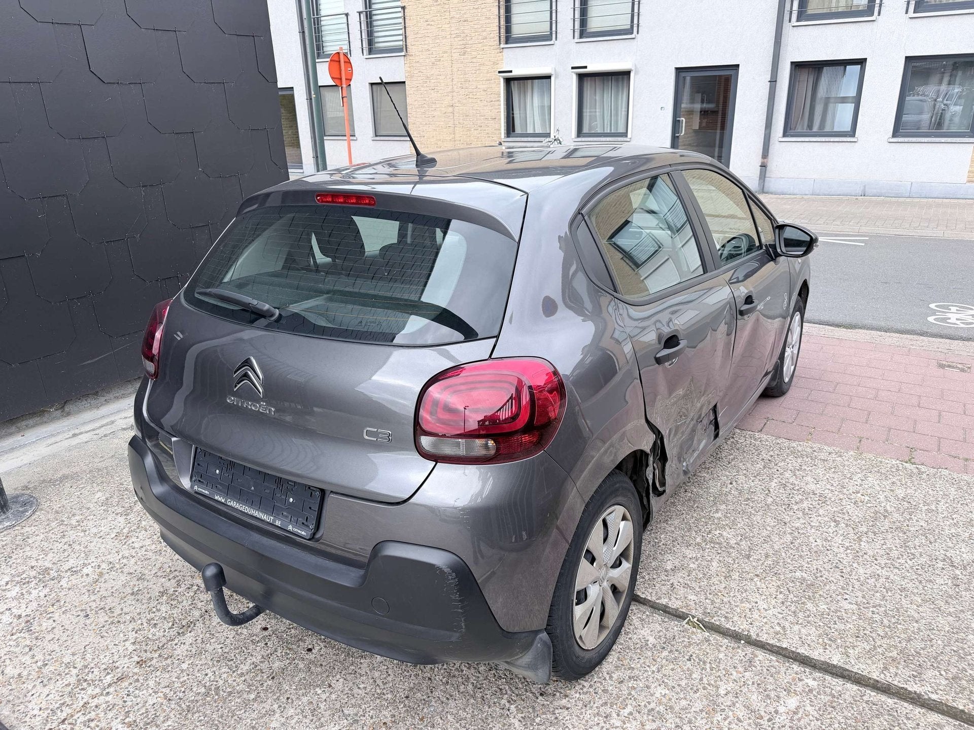 Citroen C3 1.2 I EDITION LIVE | AIRCO | CRUISE, Autos, Citroën, Argent ou Gris, Achat, 50 kW, Euro 6