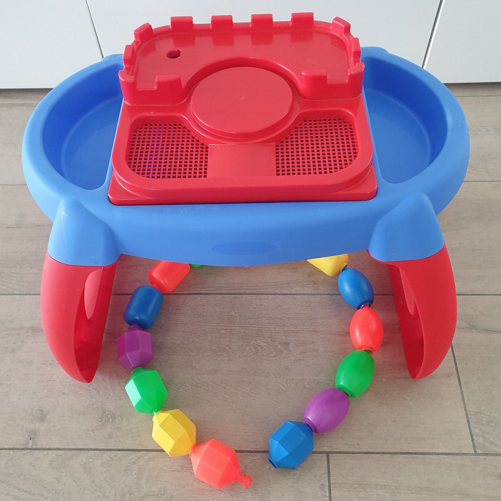 Speeltafel water-zand +grote kralen, Ophalen