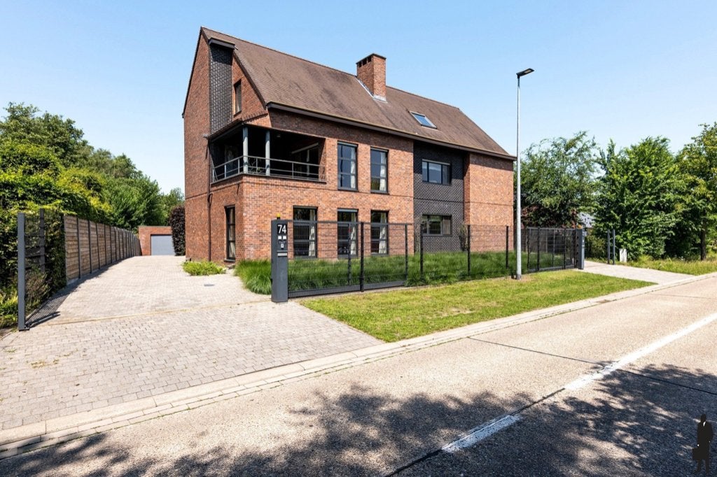 Vrije beroepen - meergezins - of kangoeroe woning., Turnhout, Beerse, 618 m², 6 kamers