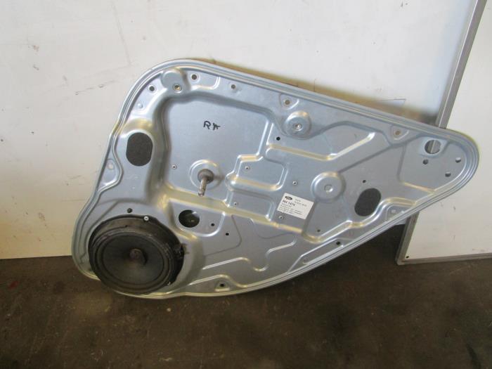 Mécanique vitre 4portes arrière droite d'un Ford C-Max (C-, -, 3 mois de garantie, -, -