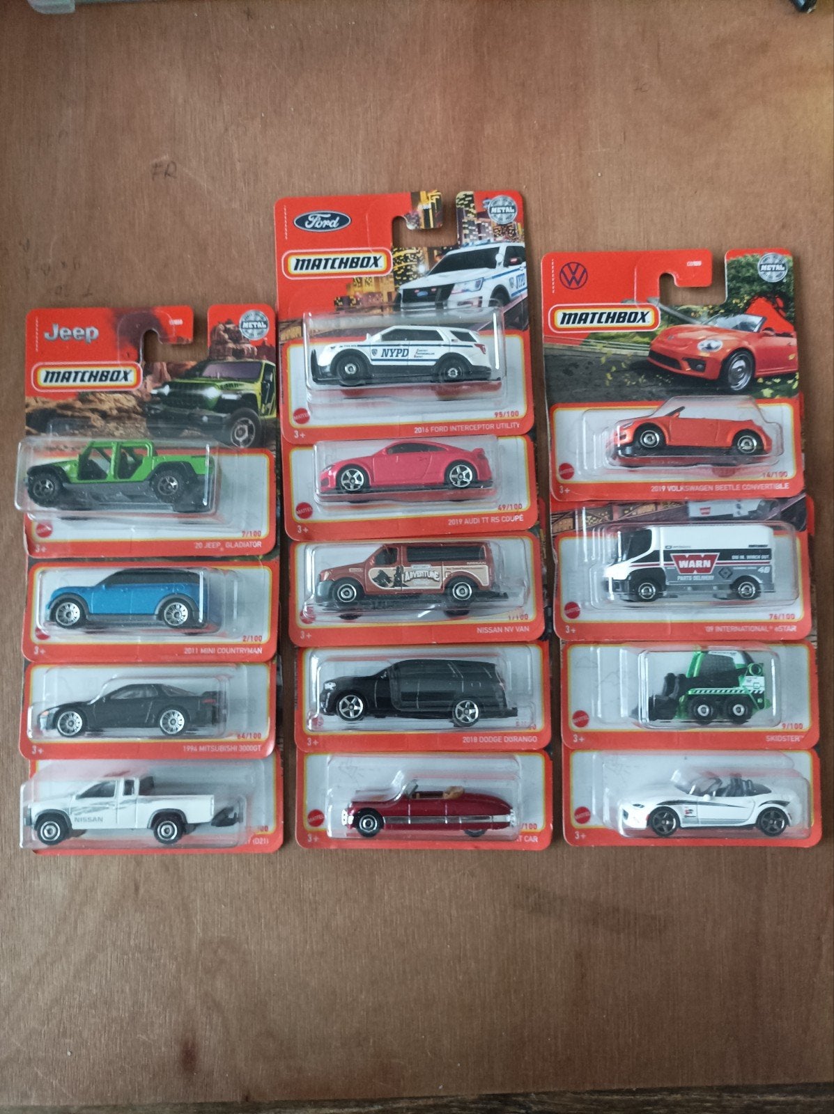 Matchbox in blister, 13 verschillende., Enlèvement ou Envoi