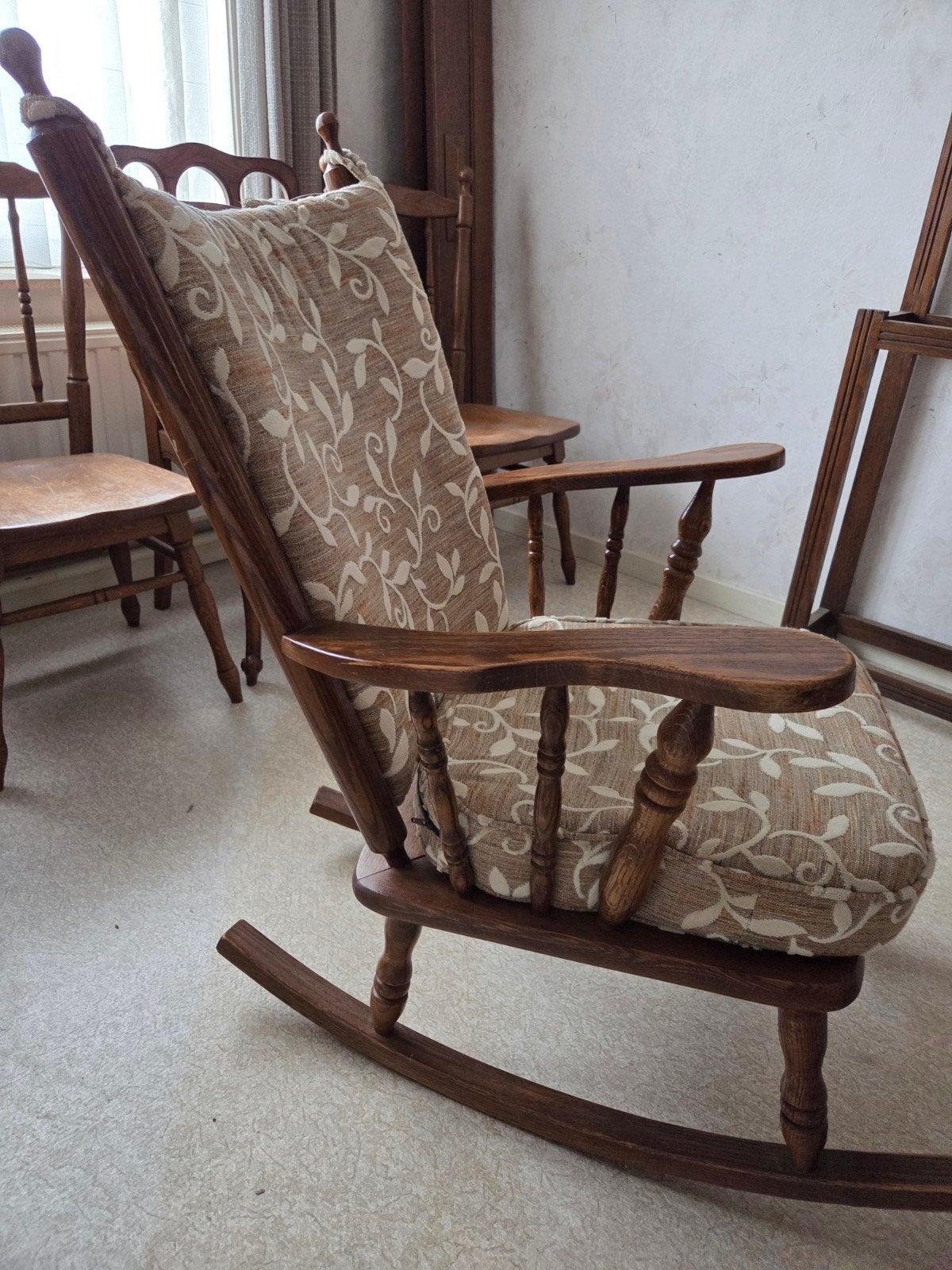 fauteuil à bascule classique, Enlèvement