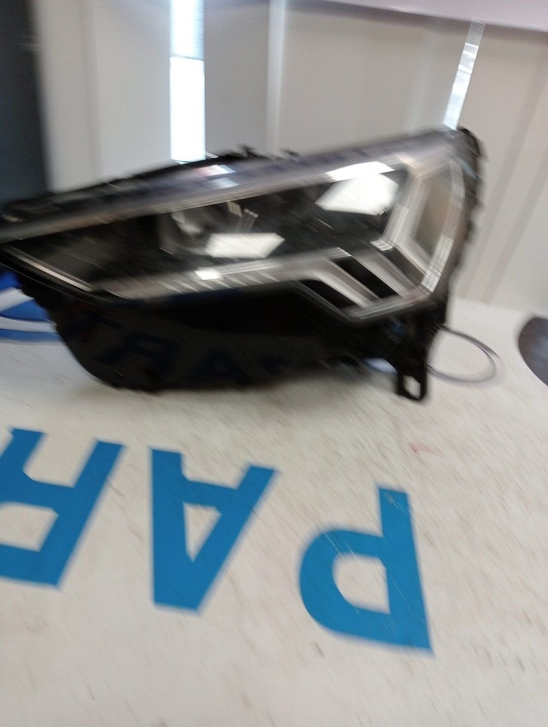 Koplamp Audi Q3 83A Voll LED Links Origineel 83A941033 / 773, -, Audi, Utilisé, -