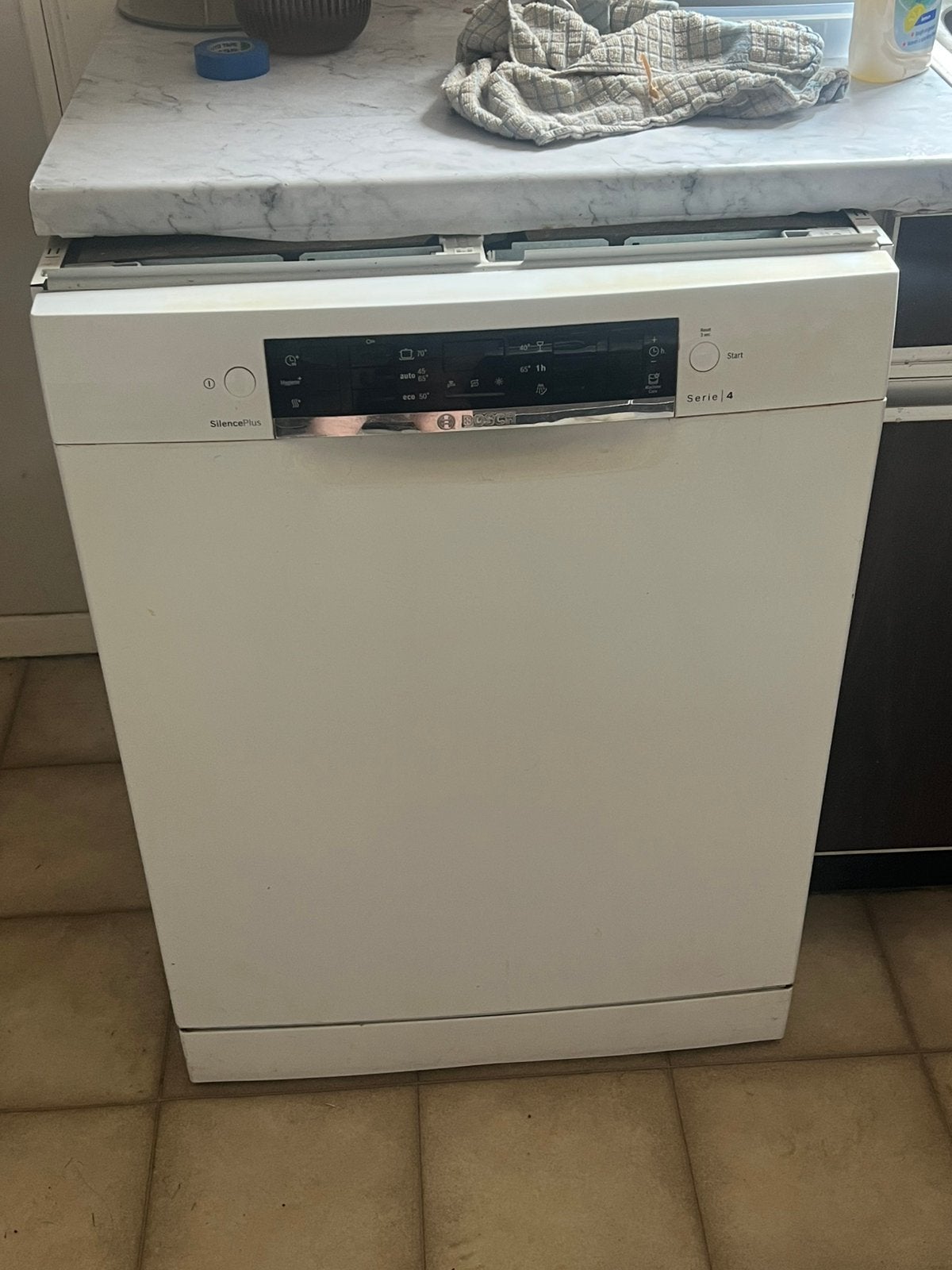 Afwasmachine bosh, Elektronische apparatuur, Vaatwasmachines, Zo goed als nieuw, Ophalen