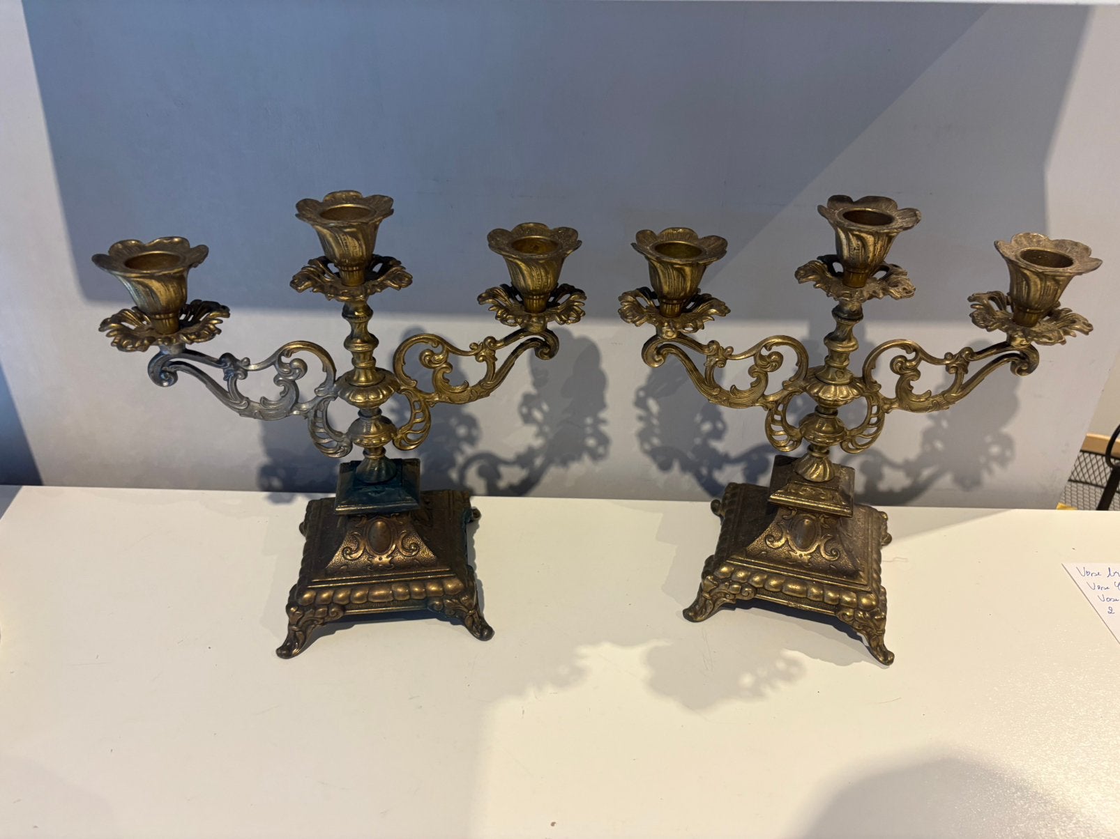 2 bougeoirs en métal coulé (couleur bronze), Enlèvement ou Envoi