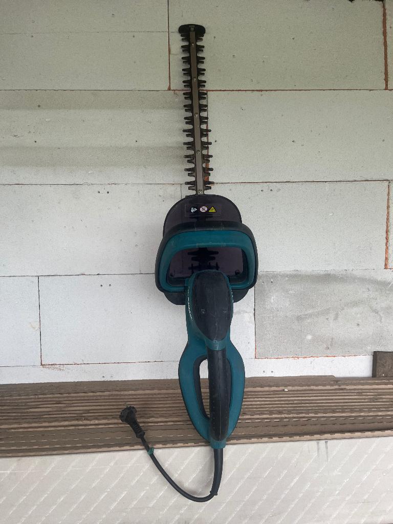 MAKITA HEGGESCHAAR, Ophalen, Gebruikt