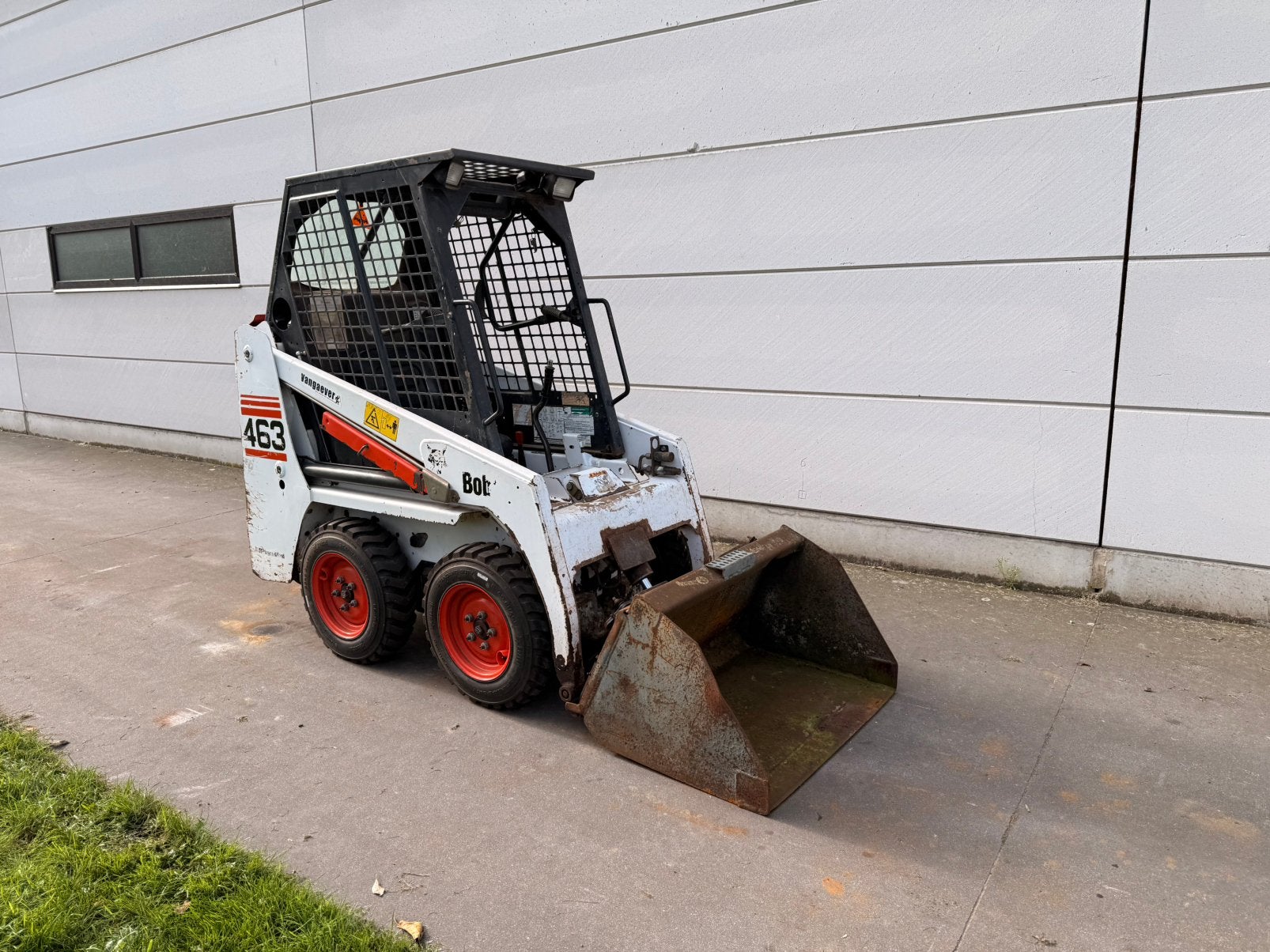 Bobcat 463 schranklader in prima staat met nieuwe banden, Zakelijke goederen, Ophalen of Verzenden