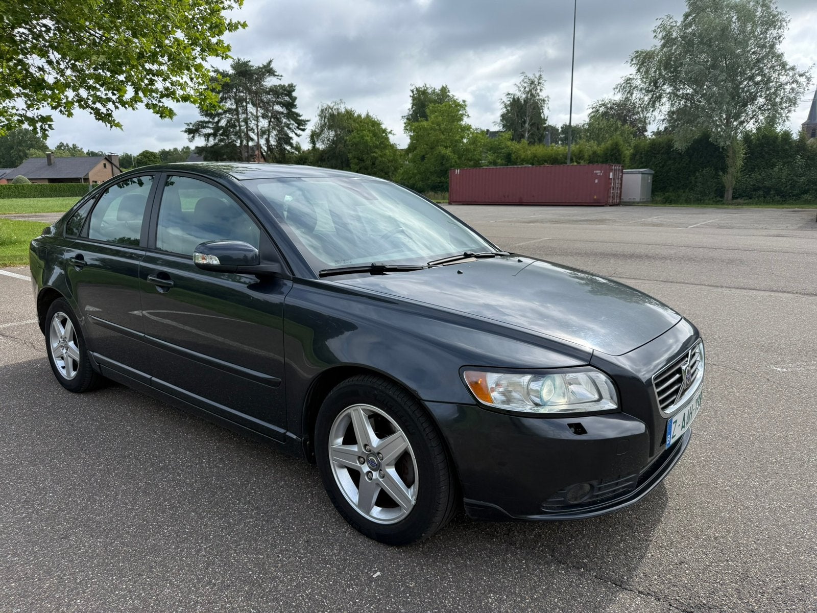 Volvo s40 automaat momentum euro 5, Auto's, Volvo, 4 cilinders, Te koop, Automatische klimaatregeling, 1997 cc
