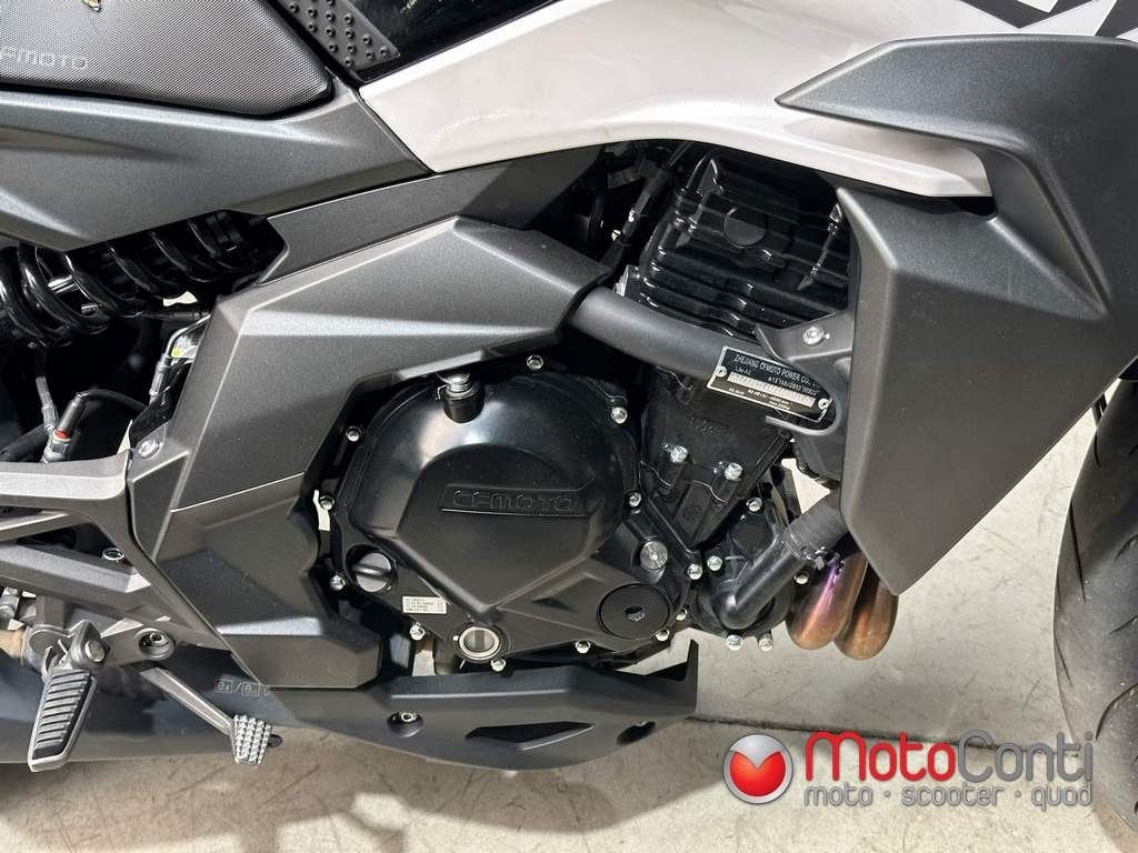 CF Moto NK 400 2020 [3859km], Motoren, Motoren | CFMOTO, 400 cc, 2 cilinders, Occasion, Bedrijf