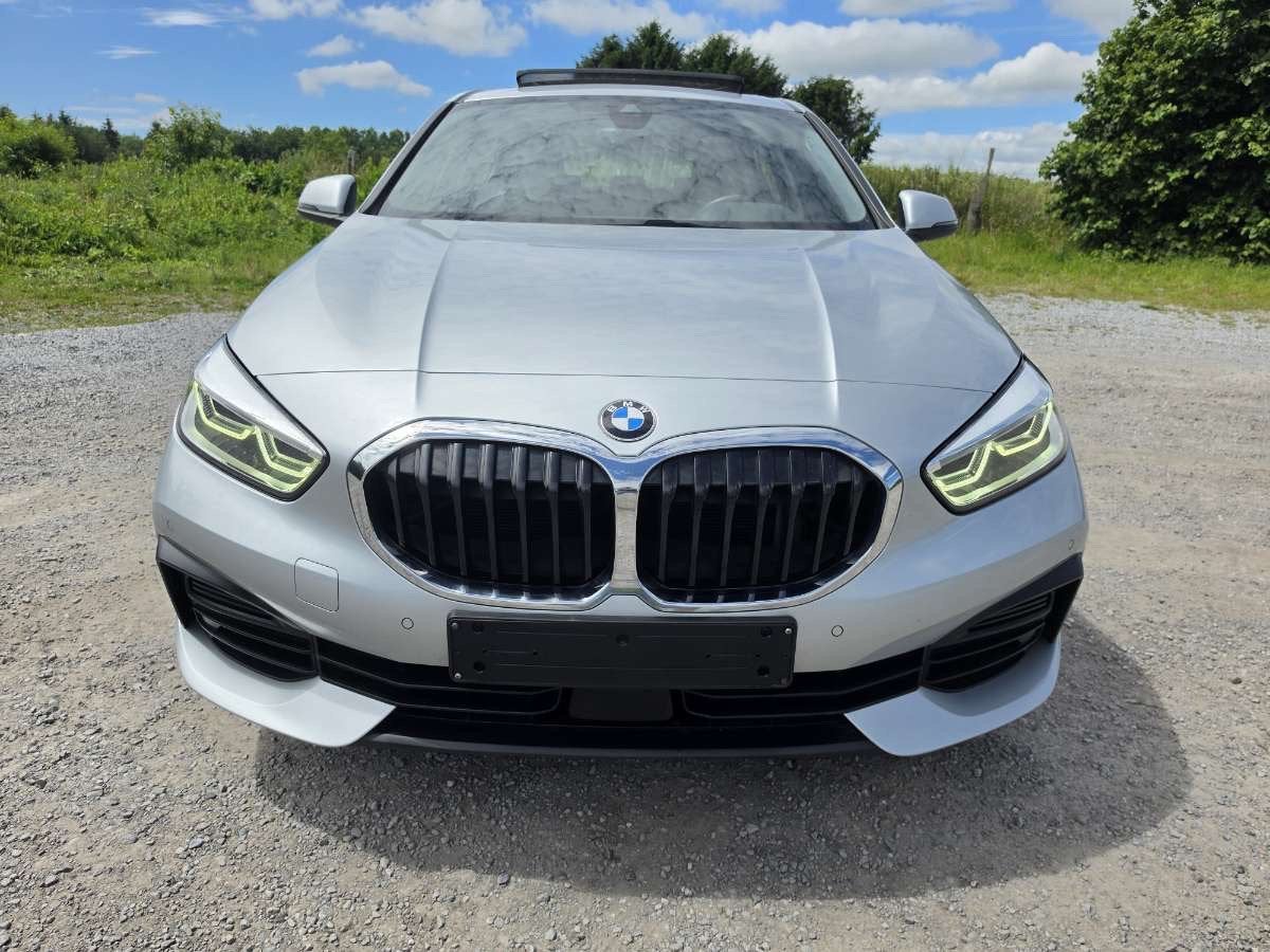 Bmw 116D prete a immatriculer garantie, Auto's, BMW, Bedrijf, Te koop, Boordcomputer, Diesel, Automaat, Onderhoudsboekje, Ophalen
