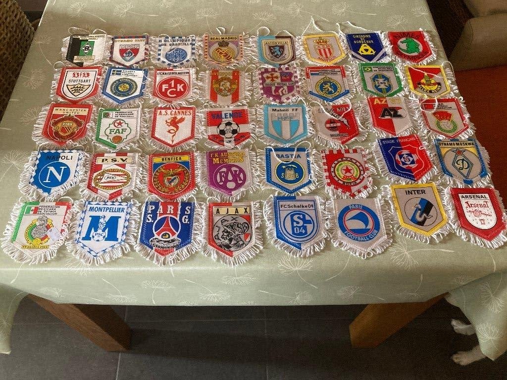 Vlagjes Voetbal clubs, Ophalen, Nieuw, Vaantje of Sjaal