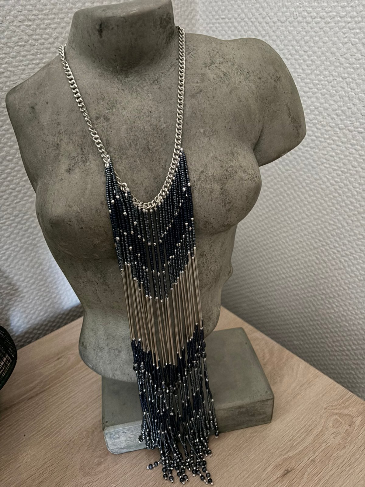 Ketting Caroline biss, Handtassen en Accessoires, Kettingen, Ophalen of Verzenden, Zo goed als nieuw