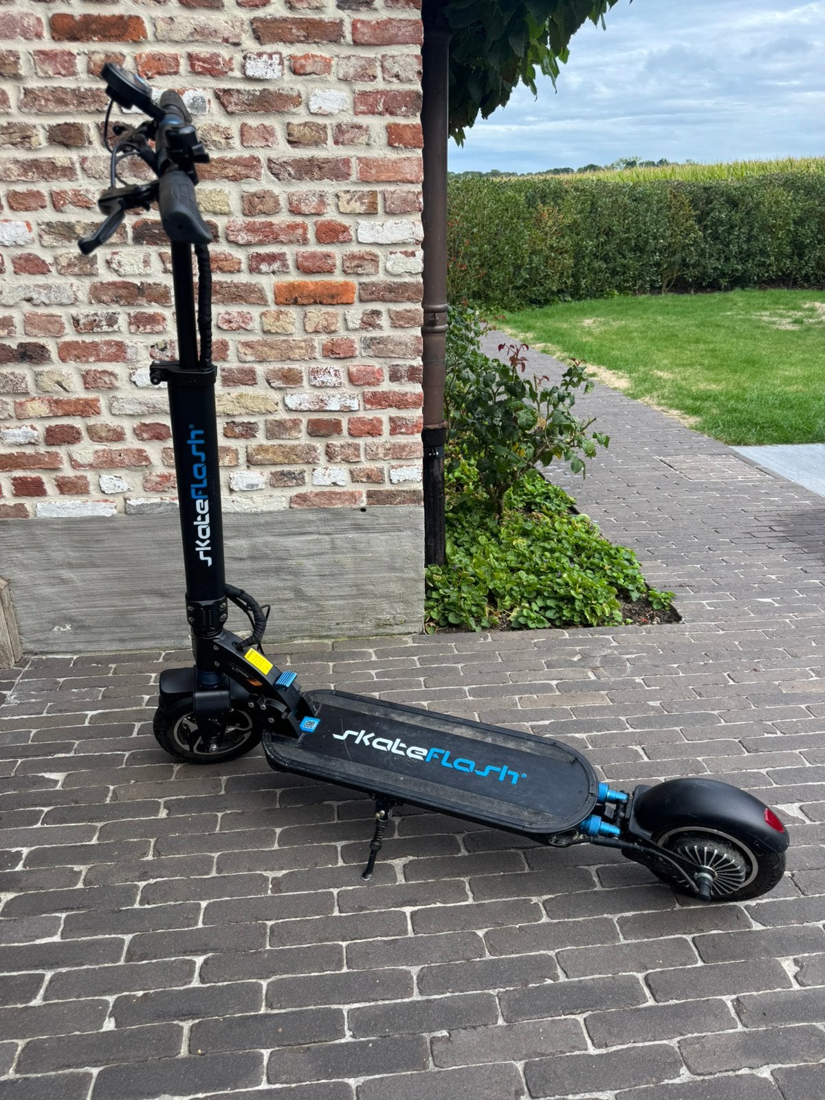 Skateflash step + lader, Ophalen, Zo goed als nieuw, Elektrische step (E-scooter)