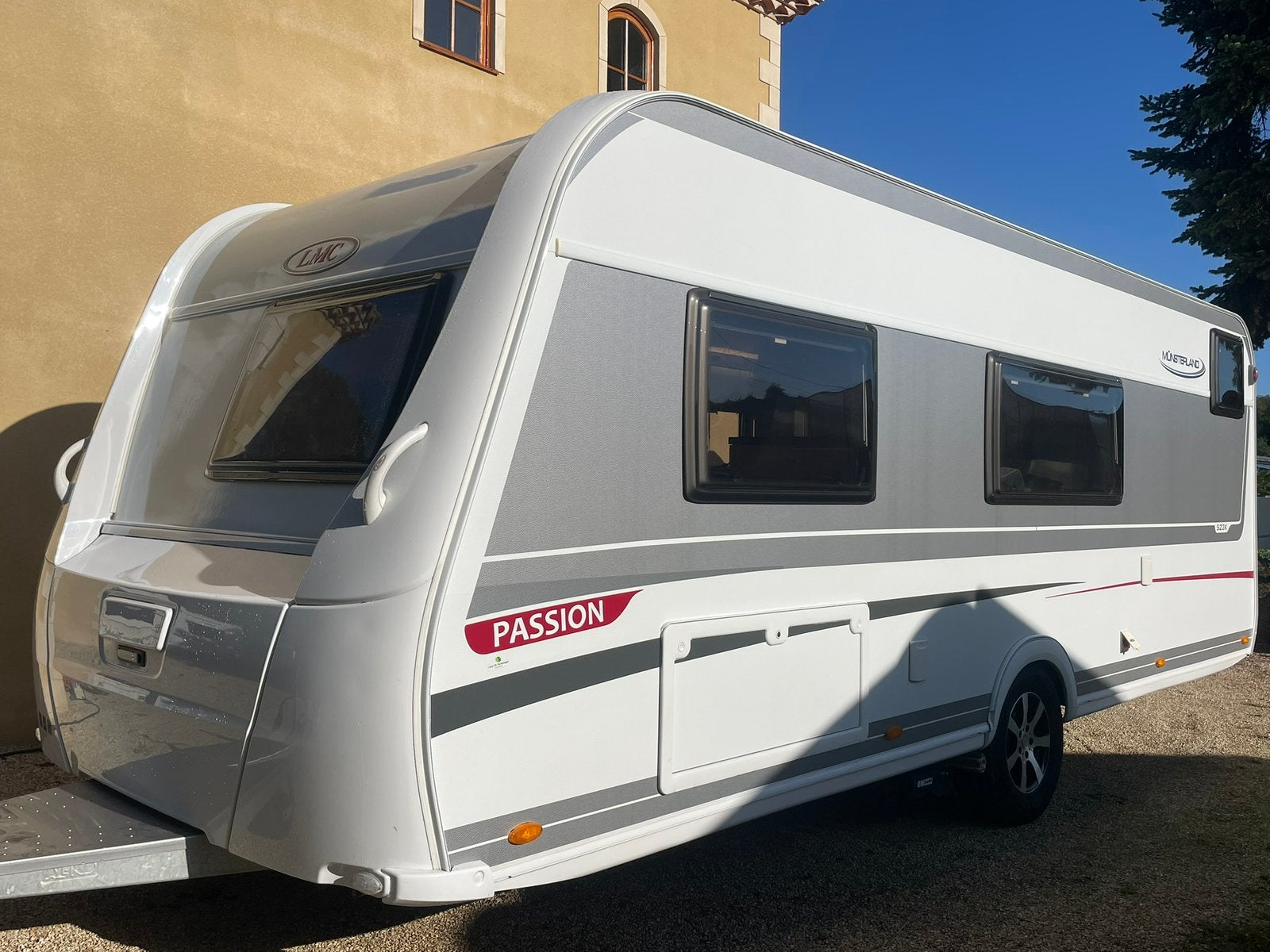 Prachtige Lmc 532, Mover, tent, hagelbestendig dak, 6 pers., Caravans en Kamperen, Stapelbed, Bedrijf, Treinzit, Tot en met 6