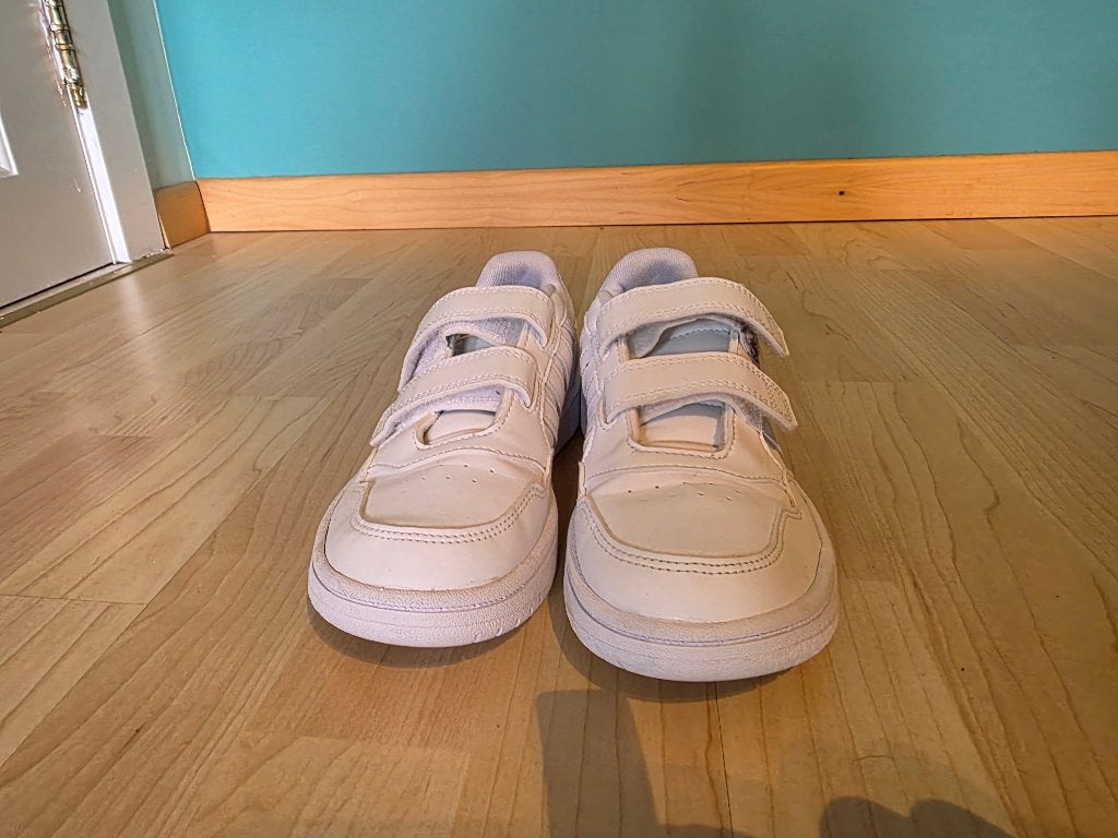 witte sportschoen Adidas, maat 32, Kinderen en Baby's, Kinderkleding | Schoenen en Sokken, Ophalen, Zo goed als nieuw