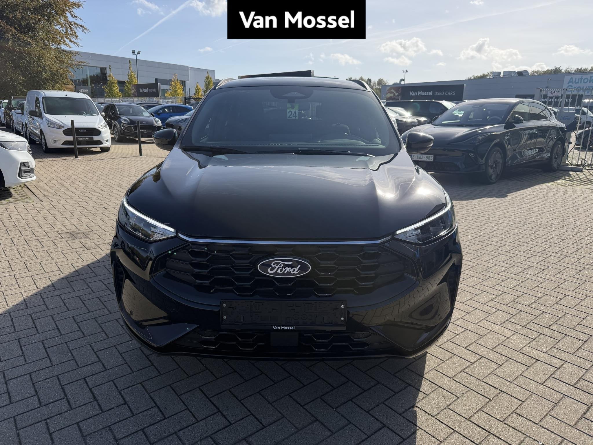 Ford Kuga 2.5i FHEV Aut. 132kW ST-Line, 4 cilinders, Zwart, Bedrijf, 5 zetels