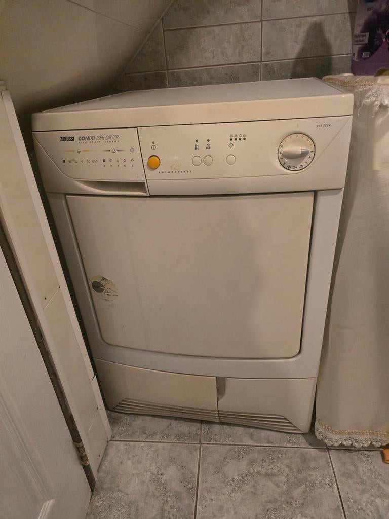 Zanussi condensdroger 120 euro, Electroménager, Sèche-linge, Enlèvement
