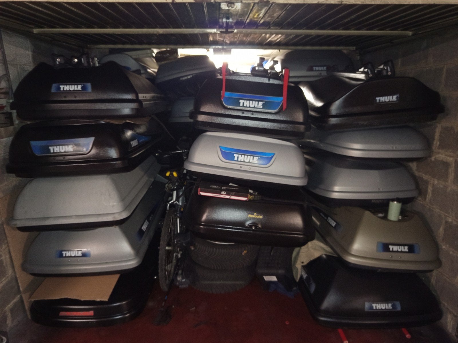 DESTOCKAGE :THULE /Alpine/Bermude/Hapro/Kamei...., Autos : Divers, Coffres de toit, Comme neuf, Enlèvement