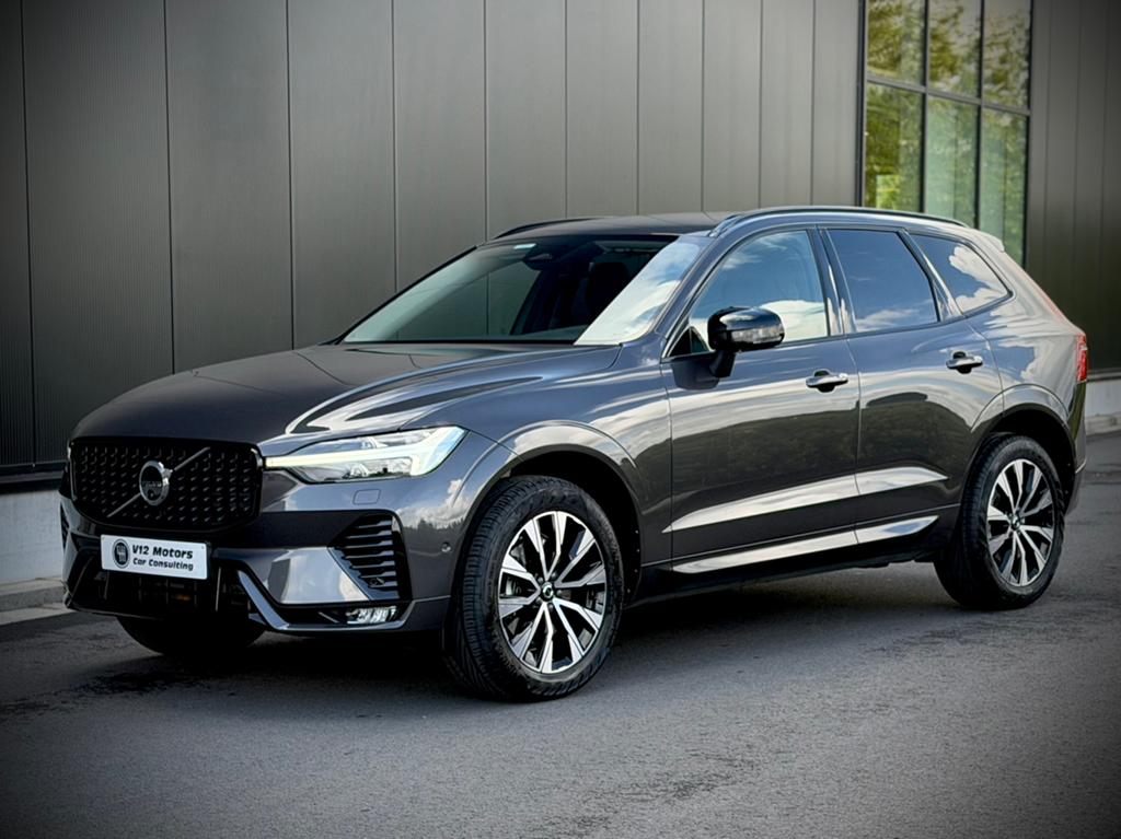 VOLVO XC60 B4 MHEV ULTIMATE DARK 4WD, Auto's, Volvo, Automaat, Zwart, Leder, Bedrijf