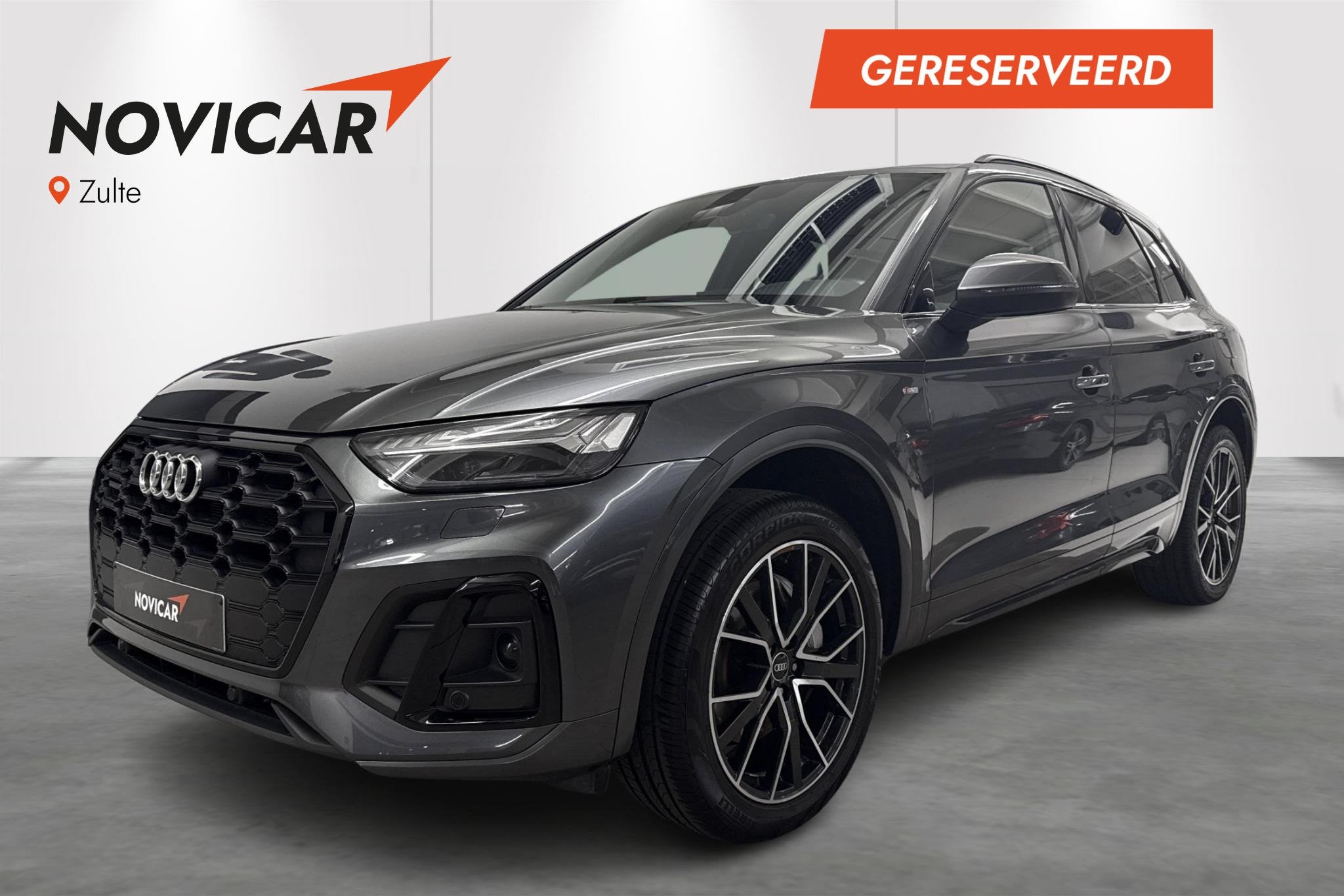 Audi Q5 S-Line 50TFSI-e S-tronic quattro + TREKHAAK + LEDE, Auto's, Stof, Gebruikt, 150 min, Plug-in hybride