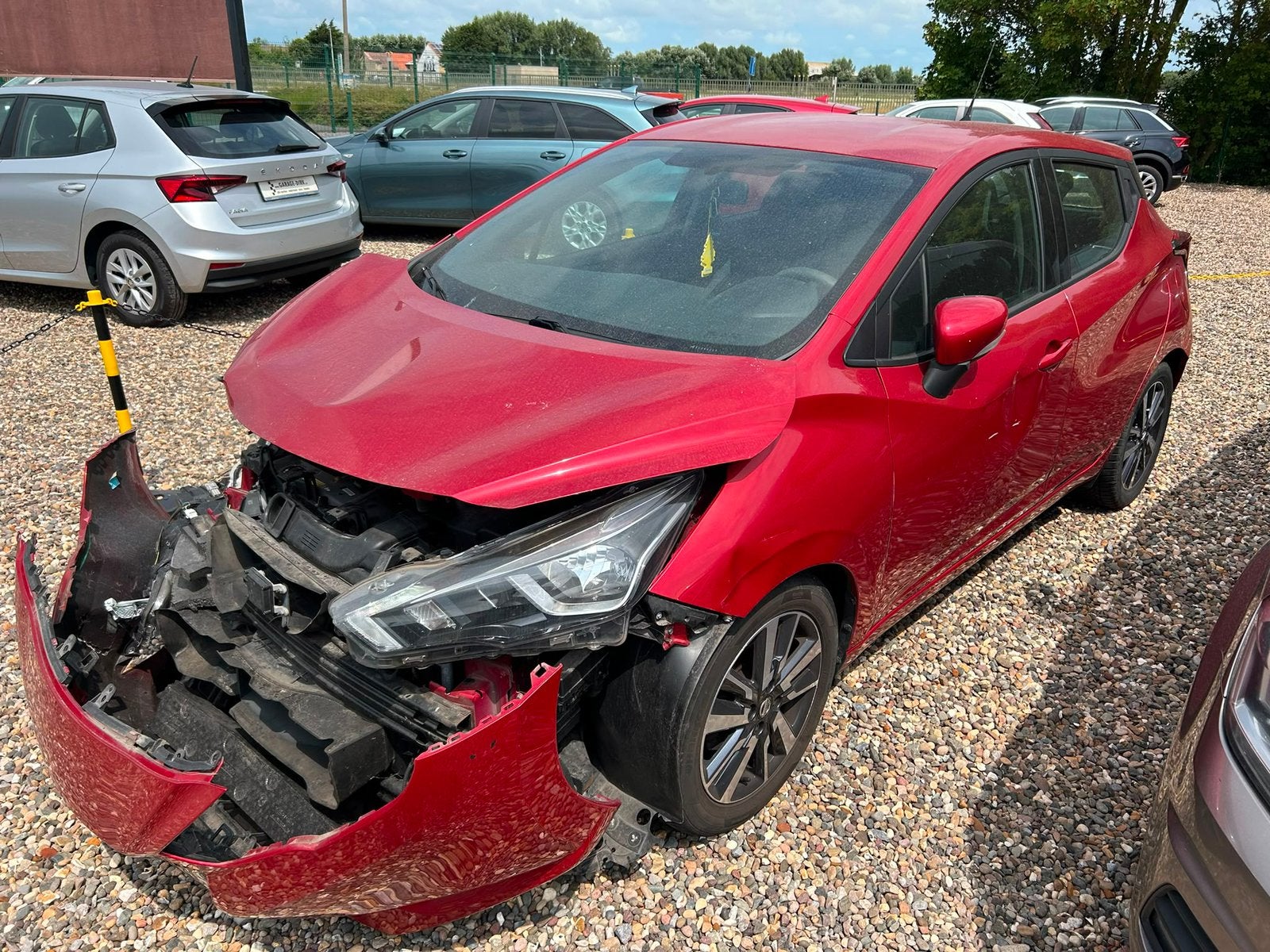 Nissan Micra 0.9i - 2018 - véhicule endommagé -, Autos : Divers, Voitures accidentées, Rouge, Boîte manuelle, Enlèvement, Essence