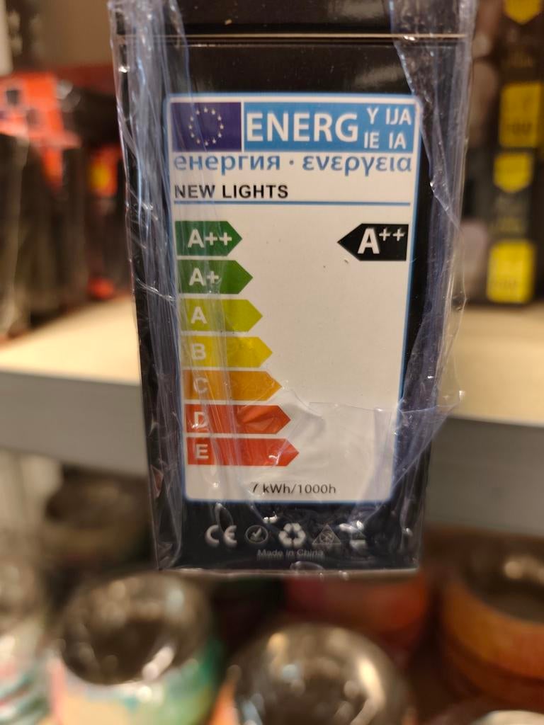 Lot LED lampen E27, Verzamelen, Automaten | Gokkasten en Fruitautomaten, Euro, Ophalen