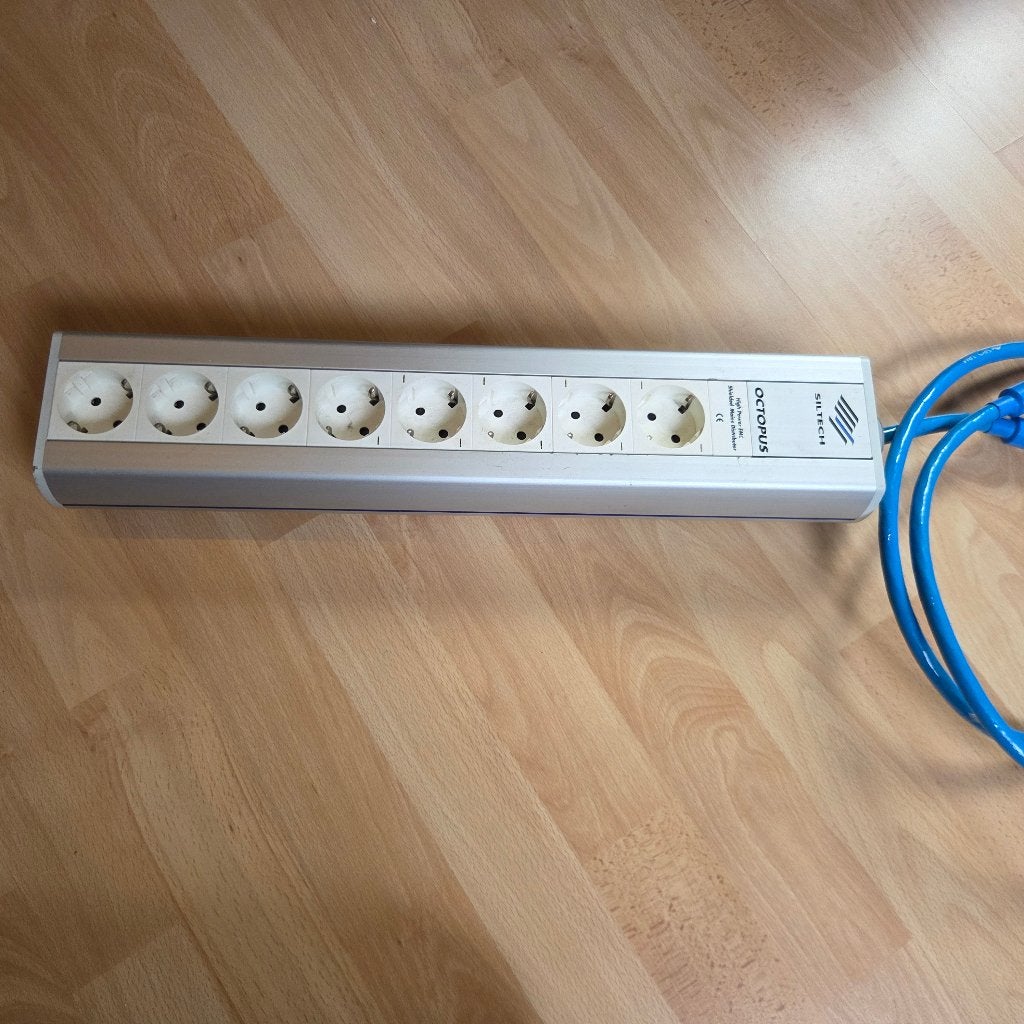 Siltech Octopus verdeeldoos met 2 mtr Siltech SPO-18M, TV, Hi-fi & Vidéo, Enlèvement ou Envoi, Utilisé, 2 à 5 mètres, Autres câbles