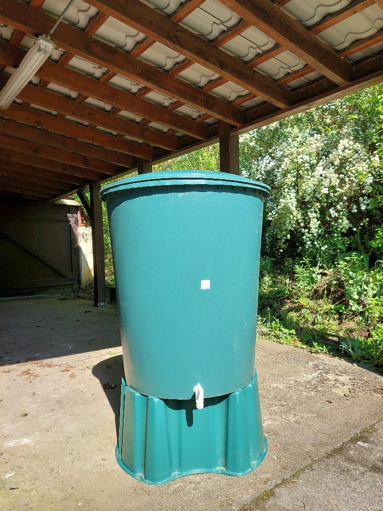 Fût récupérateur d’eau de pluie 300L, 150 litres ou plus, Comme neuf, Synthétique, Enlèvement