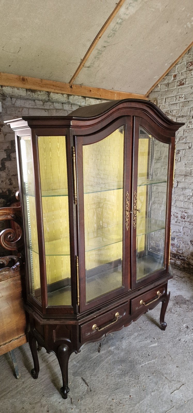 Vitrine de style, Maison & Meubles, Armoires | Vitrines, Enlèvement
