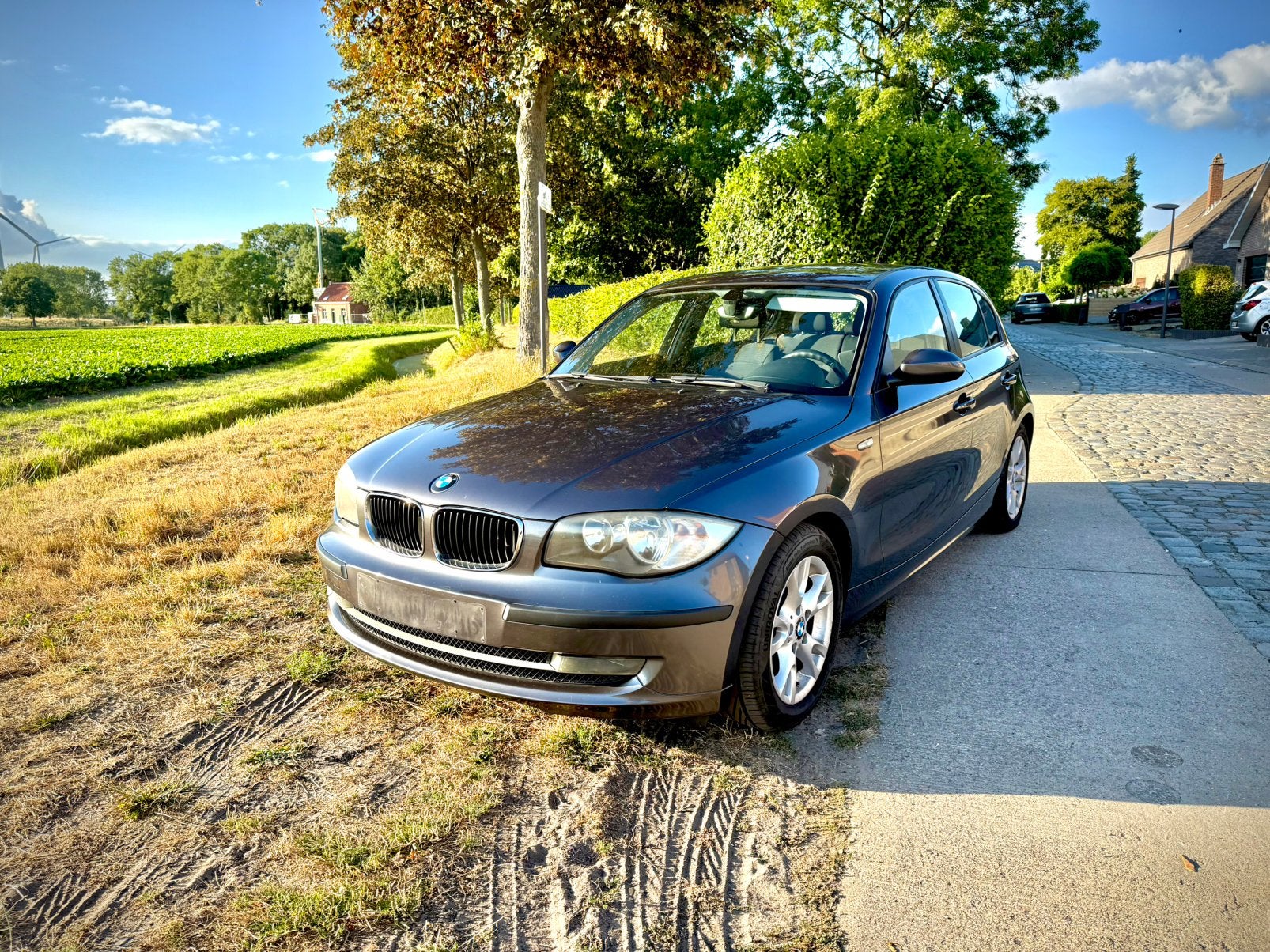 Bmw 118d 09/2008 euro4 export/opmaak, Autos, BMW, 100 kW, Argent ou Gris, Achat, Attache-remorque