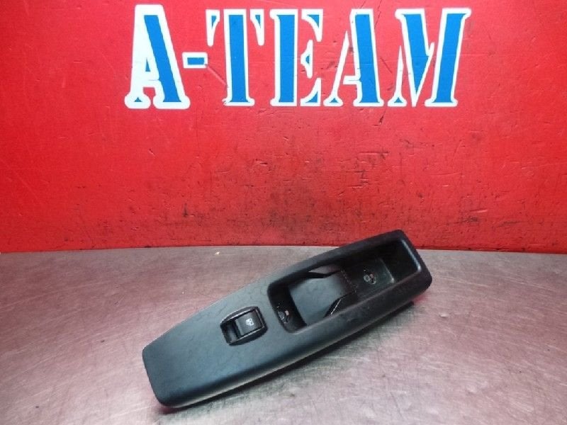 COMMUTATEUR VITRES ELECTRIQUES Opel Combo (01-2012/12-2018), Opel, Opel Automobile GmbH, Utilisé, Kontakt-opel@opel.com