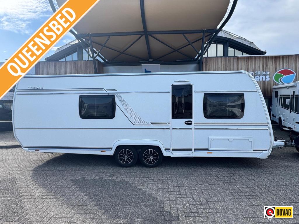 Fendt Tendenza 650 SFD 2024 MEGA RUIM + LUXE!, Caravans en Kamperen, Rondzit, Vast bed, 7 tot 8 meter, Fendt