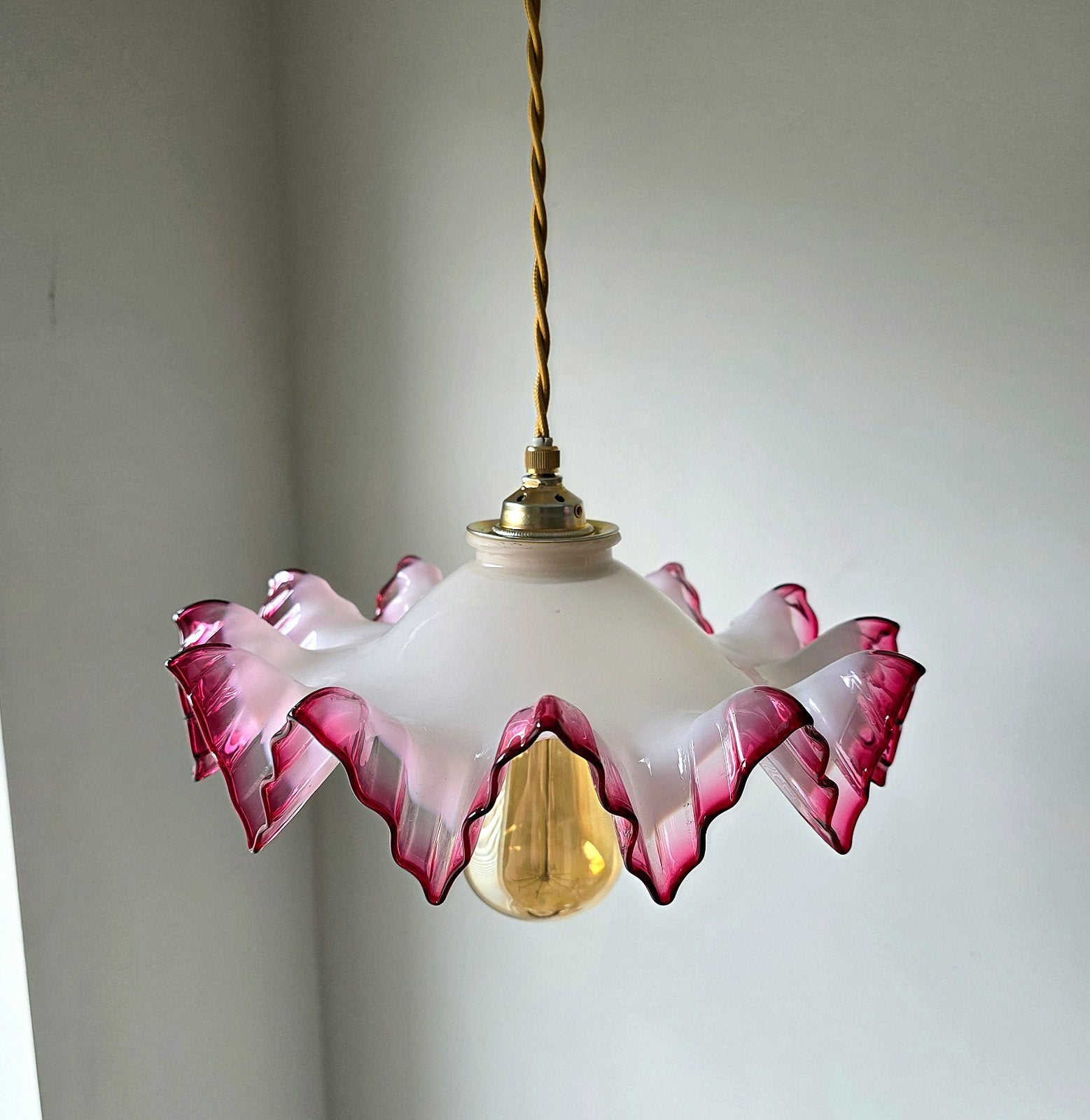 Vintage Italiaanse opalineglazen hanglamp., Ophalen of Verzenden