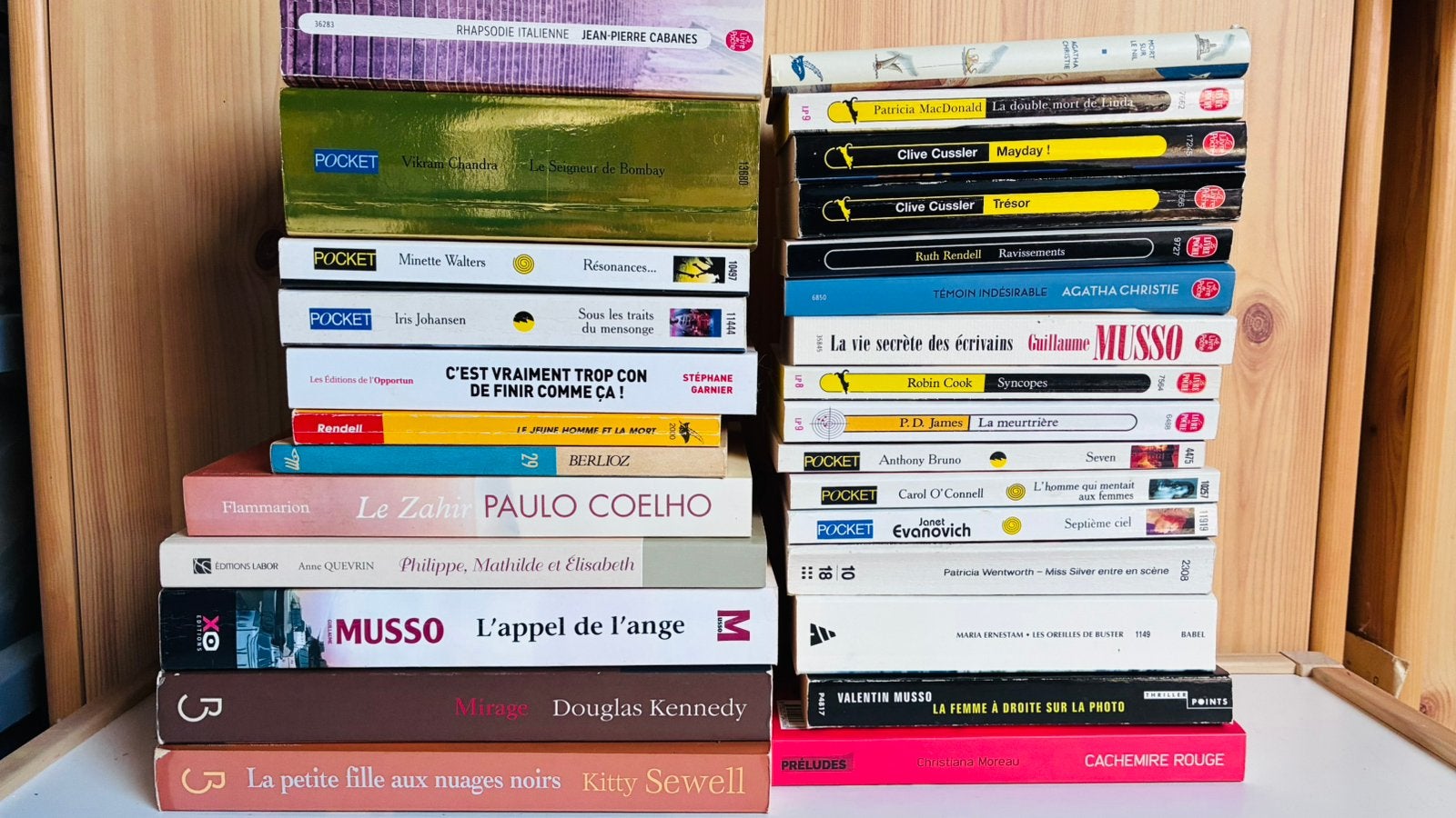 Lot de 28 livres, Enlèvement, Utilisé