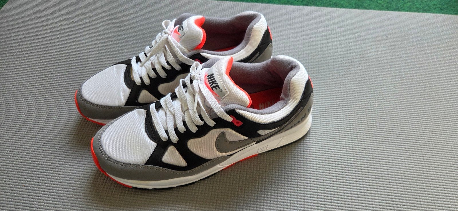 Nike air span, Enlèvement ou Envoi, Autres couleurs, Nike, Comme neuf