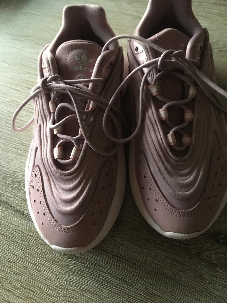 1x gedragen damessneakers ADIDAS maat 36, Kleding | Dames, Schoenen, Adidas, Ophalen of Verzenden, Zo goed als nieuw, Sneakers