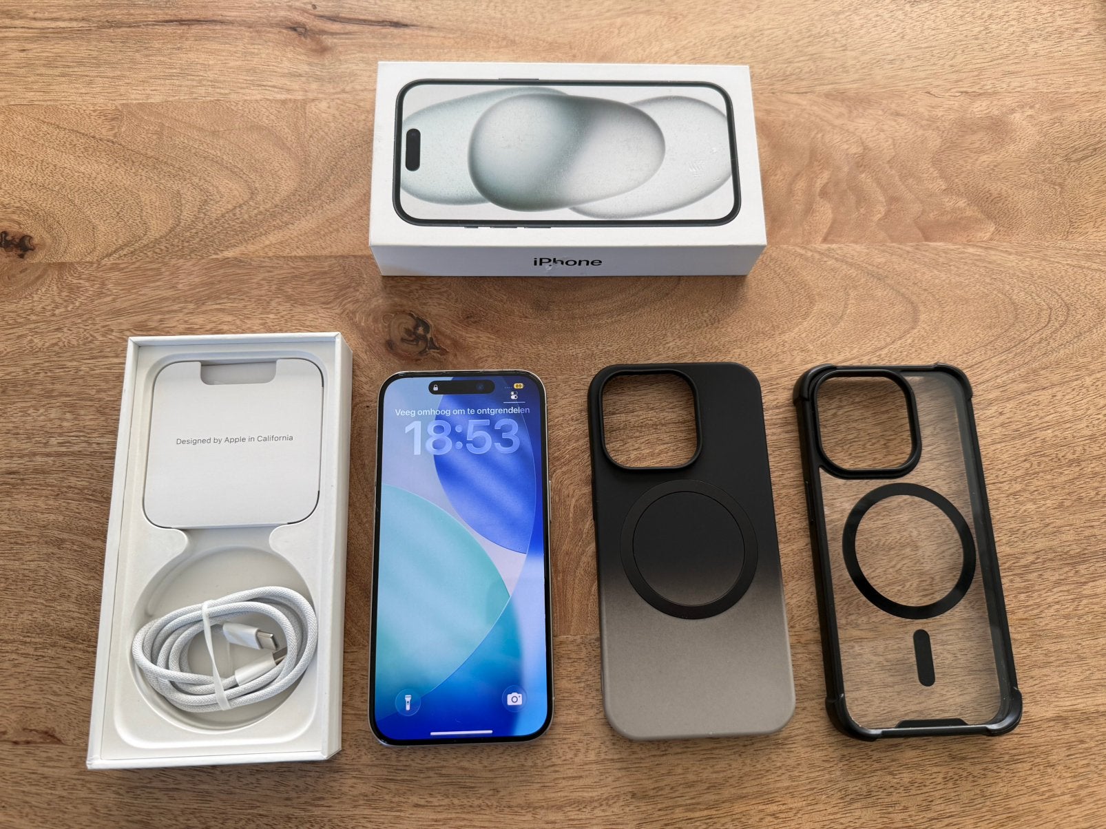 iPhone 15 Pro 128 Go en titane blanc comme neuf, Télécoms, Téléphonie mobile | Apple iPhone, 128 GB, Enlèvement ou Envoi, Comme neuf