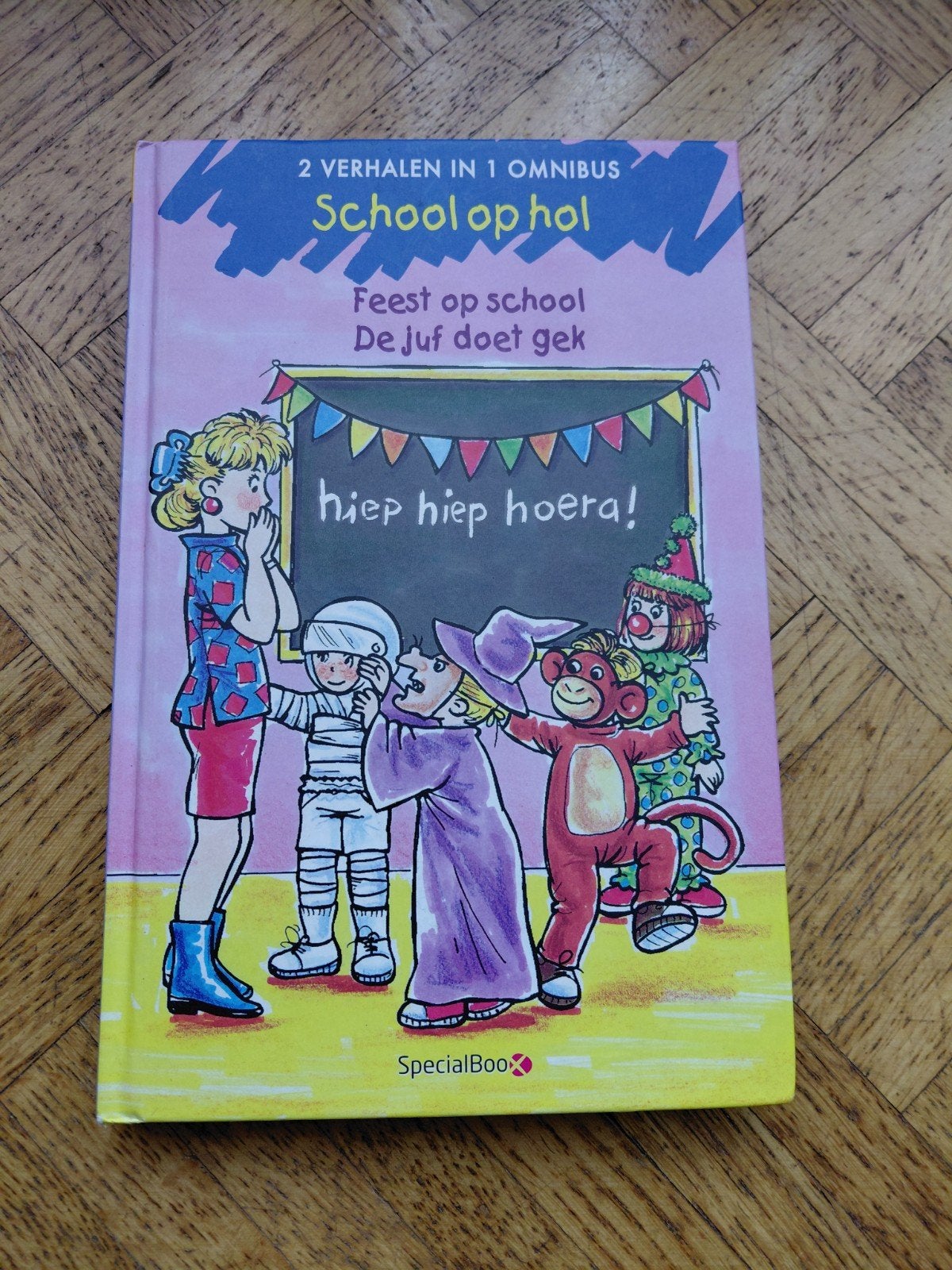 2 verhalen in 1 omnibus: School op hol, Ophalen of Verzenden, Gelezen