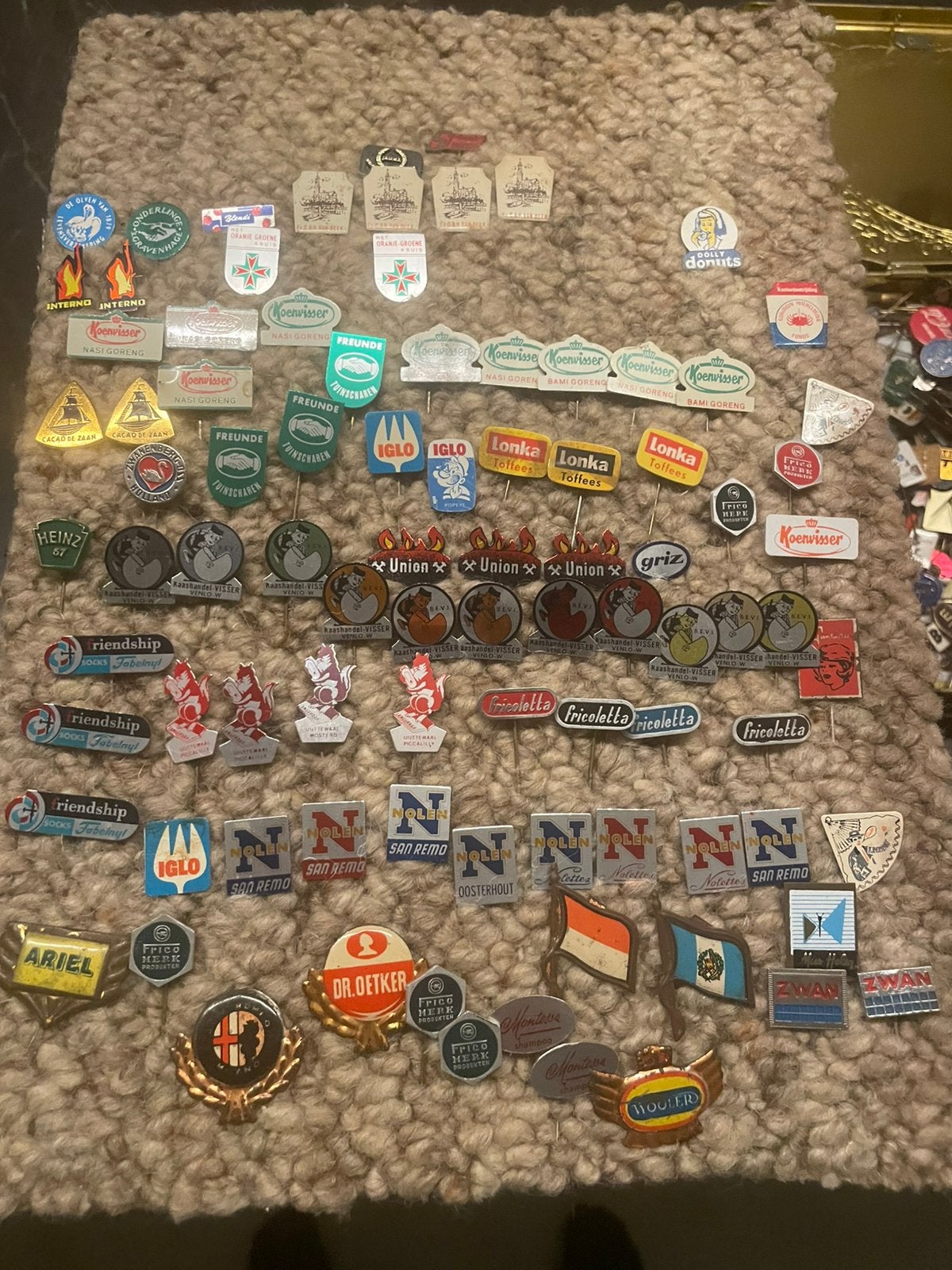 Verzameling pins, Verzamelen, Ophalen of Verzenden, Overige onderwerpen, Speldje of Pin