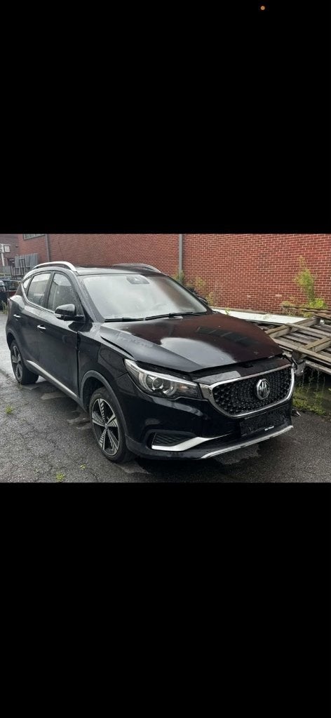 MG ZS 45kw. 73000km, Autos, Cuir, Achat, ZS, Noir