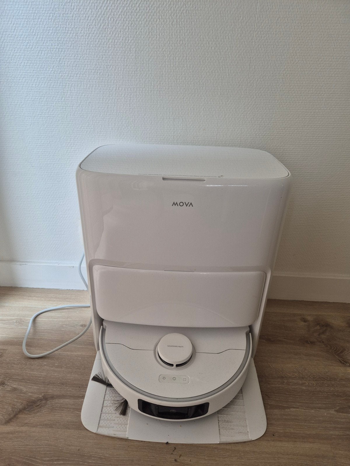 Robot stofzuiger mer dweilfunctie. Merk Mova P50 Ultr, Ophalen