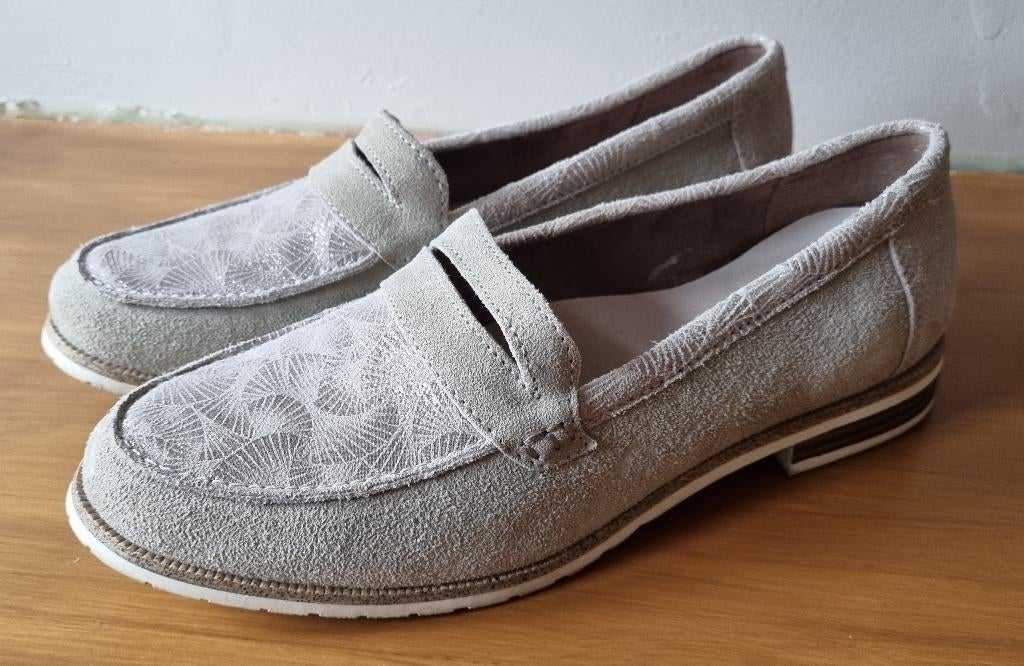 Schoenen Damart 40, Kleding | Dames, Schoenen, Ophalen of Verzenden, Damart, Gedragen, Instappers