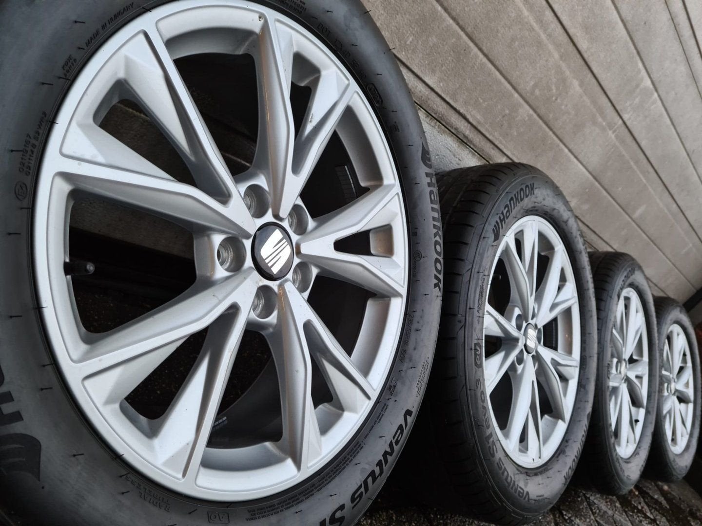 originele 18 inch Seat Tarraco KN2 Ateca velgen zomerbanden, Pneus et Jantes, Véhicule de tourisme, Pneus été, -