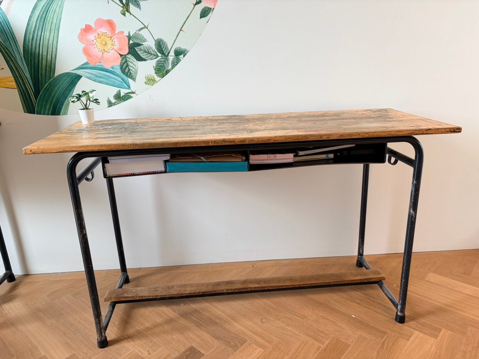 Retro bureau kind (2 stuks beschikbaar), Ophalen, Zo goed als nieuw