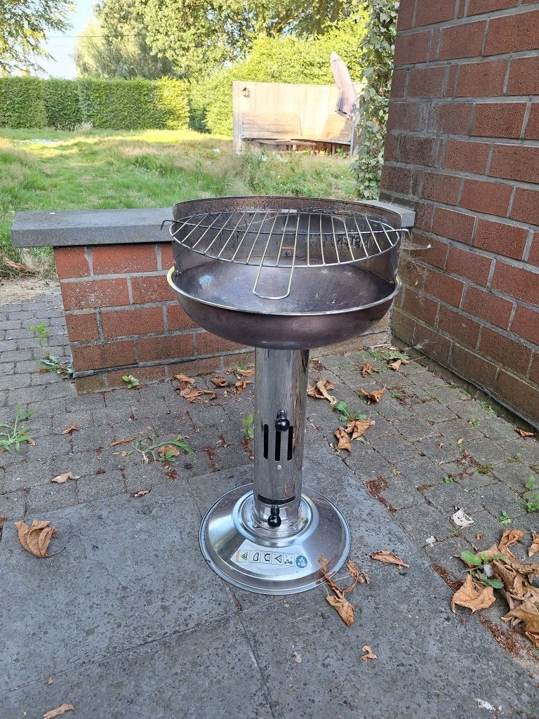 BBQ, Ophalen, Gebruikt, Met accessoires