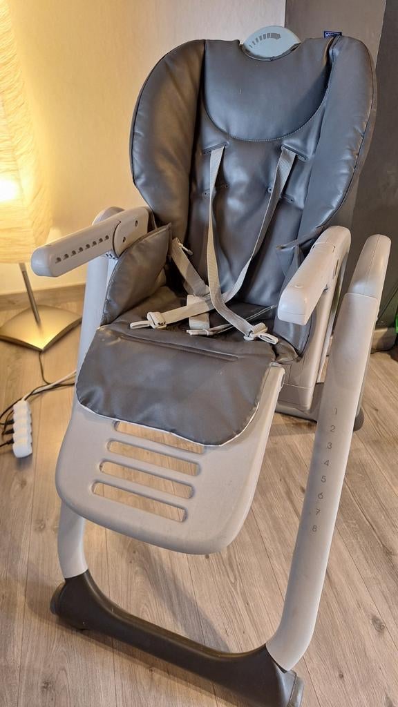 Eetstoel Chicco, Kinderen en Baby's, Ophalen, Gebruikt, Inklapstoel, Gordel(s)