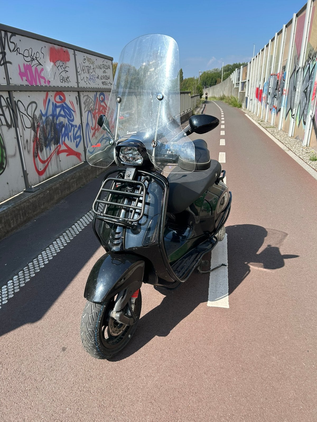 Vespa Sprint 2022  A klasse, Fietsen en Brommers, Ophalen of Verzenden, Zo goed als nieuw, Vespa