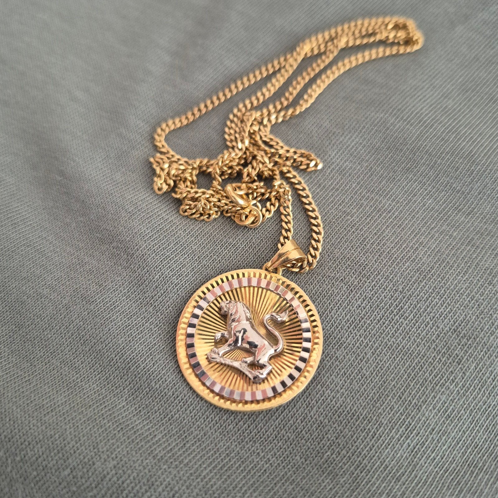 18 karaat heel mooi goud ketting met hanger, Ophalen, Met hanger, Zo goed als nieuw, Goud