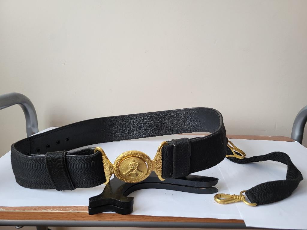 Ceinturon porte-sabre Officier Belge  – Léopold III, Enlèvement ou Envoi